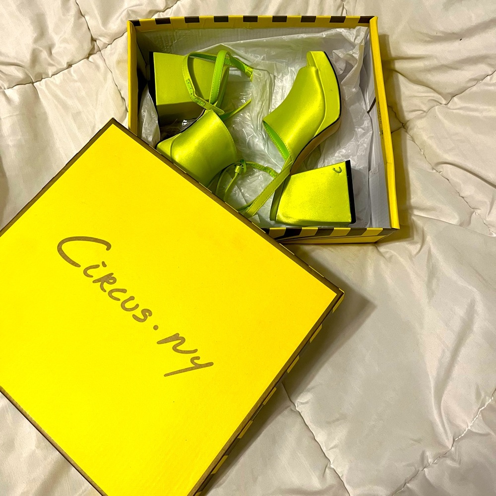 Lime green Sam Edelman Circus heels